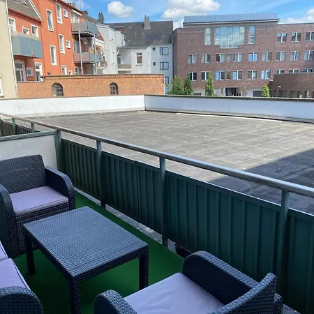 1,5-zimmer Mit Balkon Am Hauptbahnhof Apartman Neumünster